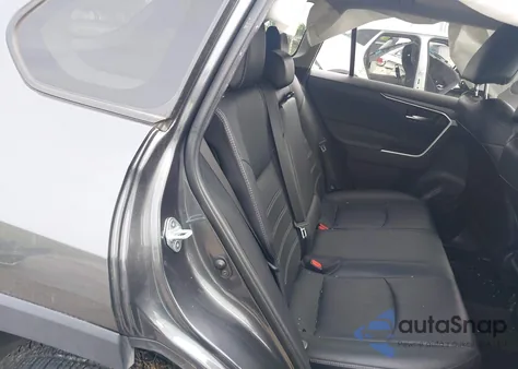 2021 Toyota Rav4 Xle Premium z USA, uszkodzony, nr VIN 2T3C1RFVXMC104175